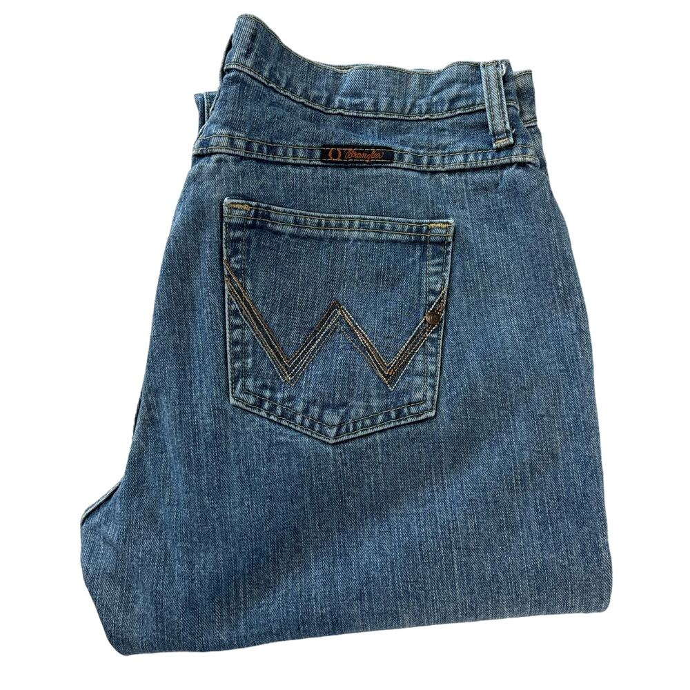 Wrangler Womens Size 11/12x32 Ultimate Riding Bootcut Denim Jeans Cowboy Western
